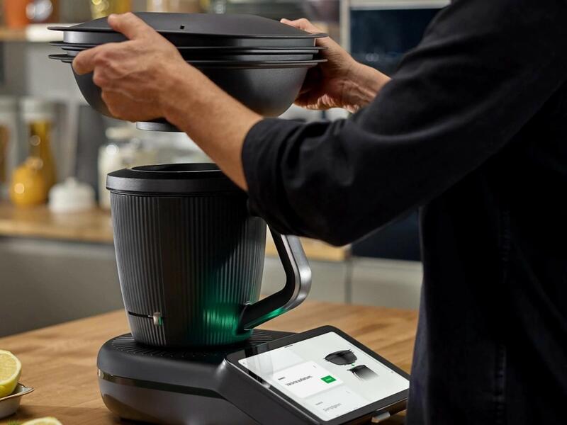 Das Display des Thermomix® TM7 zeigt den digitalen Zwilling