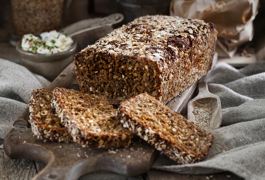 Saftiges Vollkornbrot mit dem Thermomix® | ZAUBERTOPF