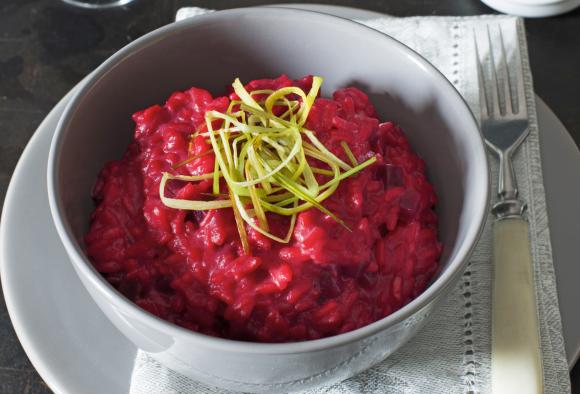 Rote-Bete-Risotto mit Lauchstroh für den Thermomix®