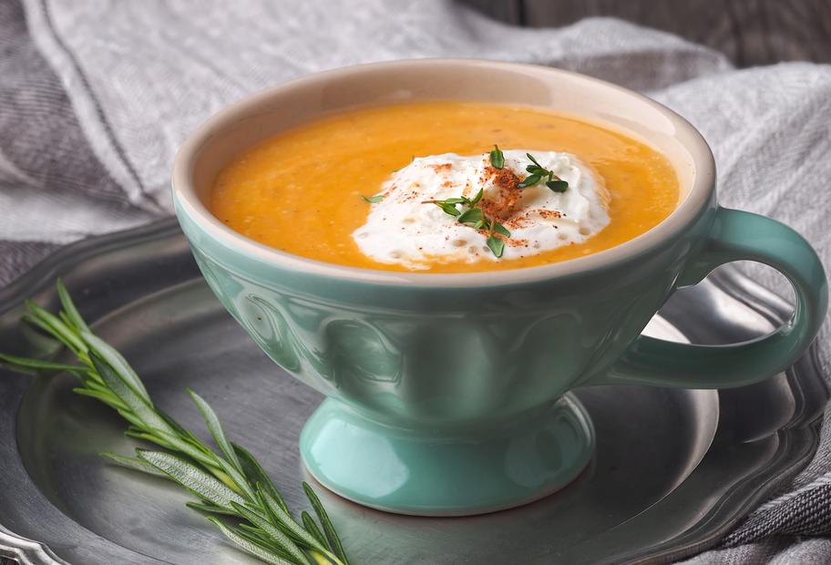 Topinambursuppe mit Schmand für den Thermomix®