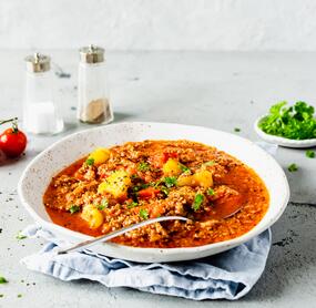 Deftiger Bauerntopf mit Hackfleisch